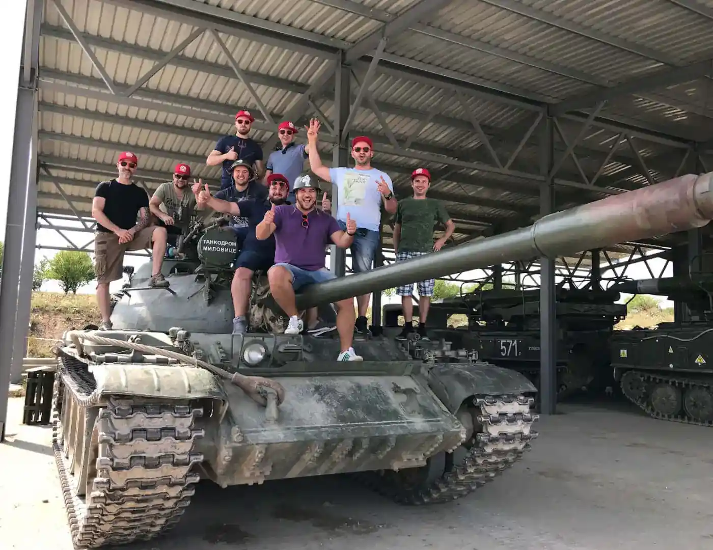 Experience Ultimate
Gun Shooting and Tank Riding
